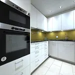 Apartman Salute 117 *